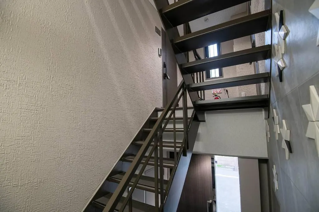 Apartman 浅草禅心居301室 浅草駅徒歩15分 2024年4月ニューオープン 43平米丸貸し切り ダブルベット2台と畳敷き布団2組 家庭式用品設備完備 Tokió